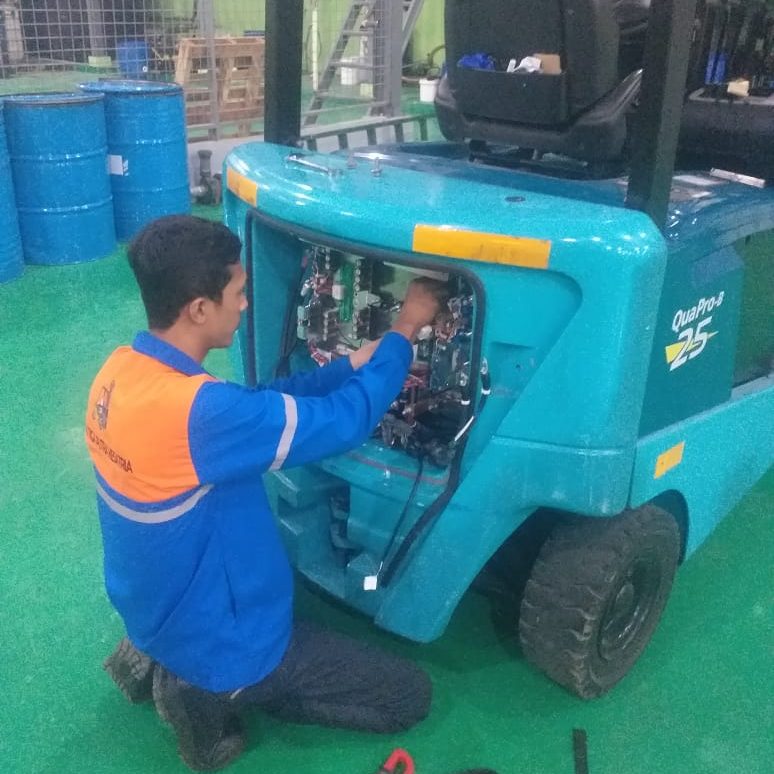 Jasa Service Forklift